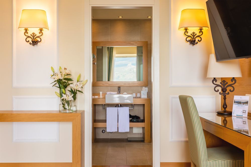 Kurhaus Cademario Hotel & Spa - Bella Vista Junior Suite